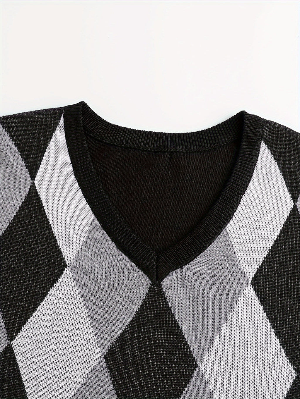 Men’s Stylish Argyle Sweater Vest