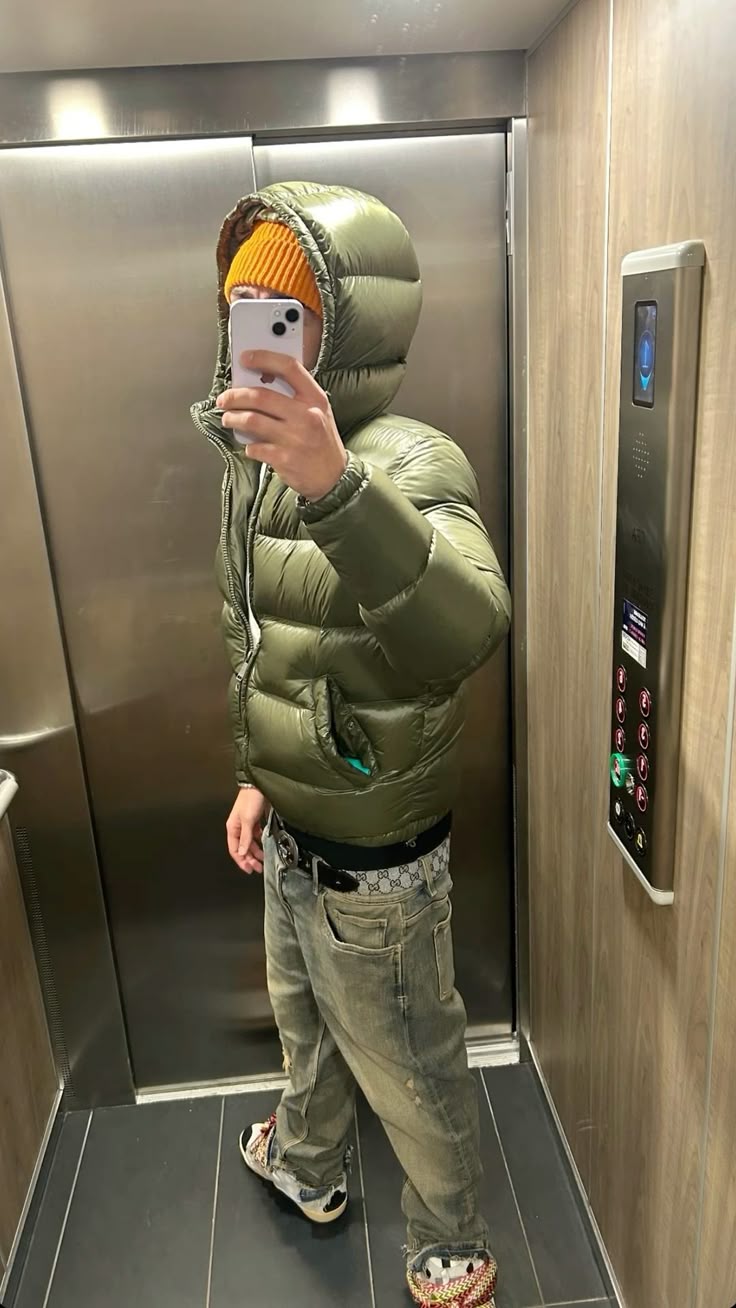 Women's Hooded Puffer Jacket