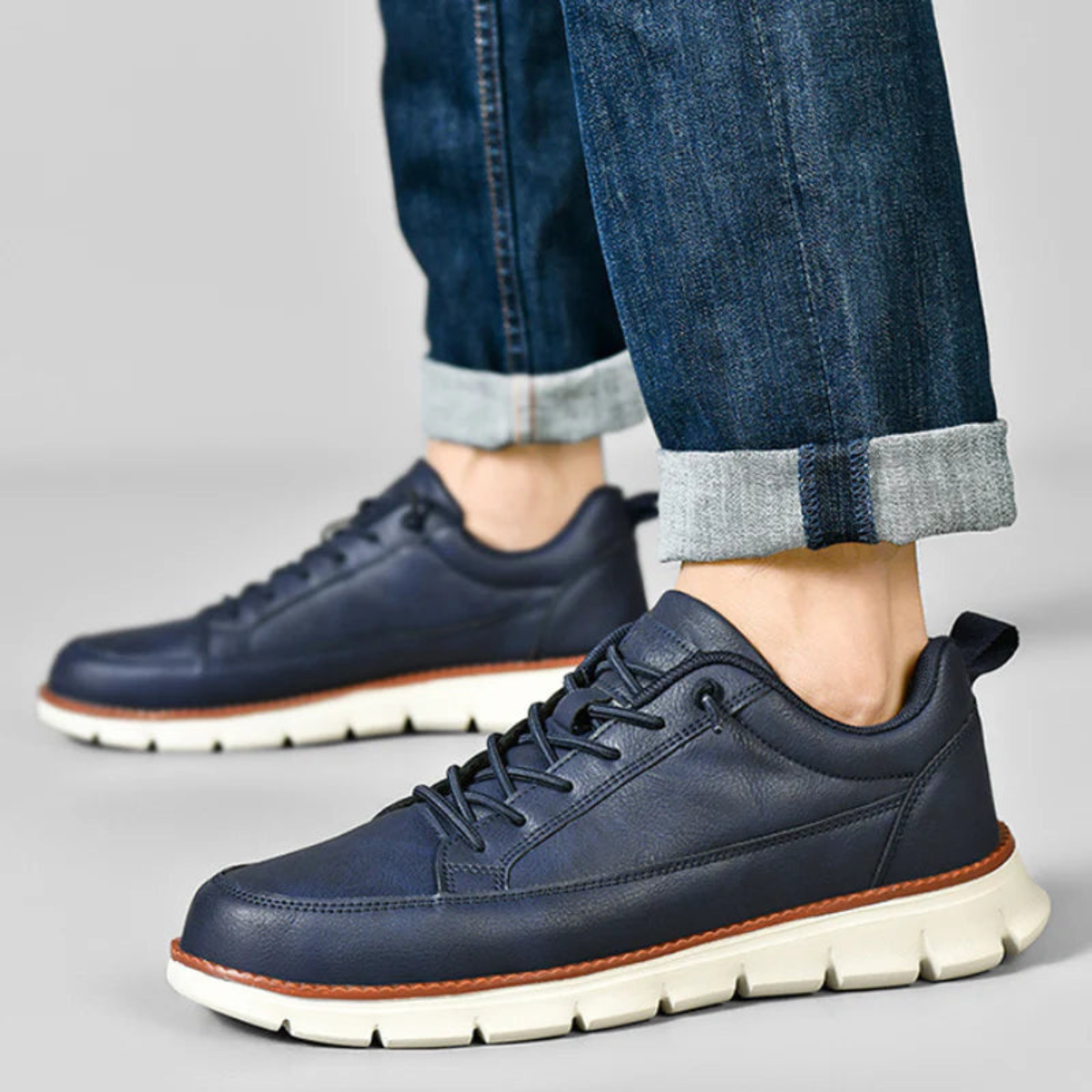 Men Minimalist Casual Leather Sneakers