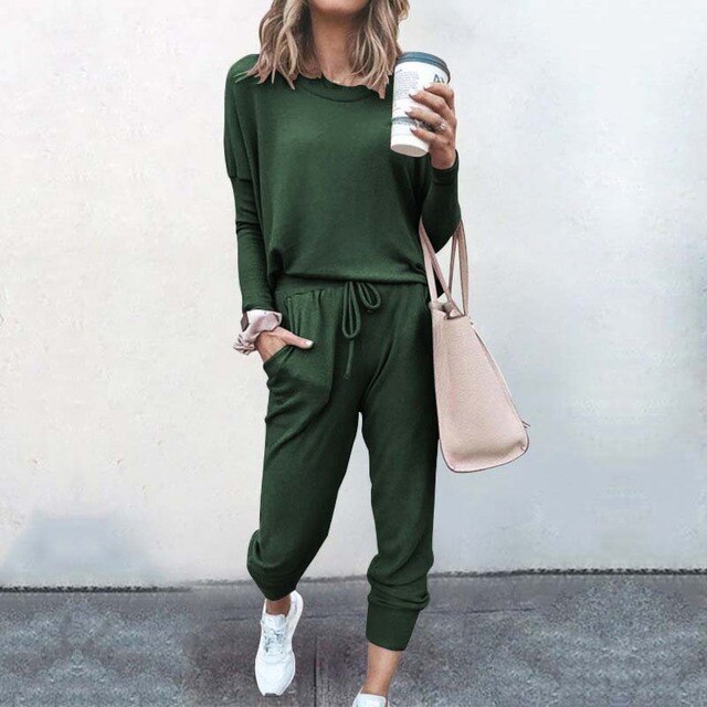 Women’s Long-Sleeve Jogger Lounge Set