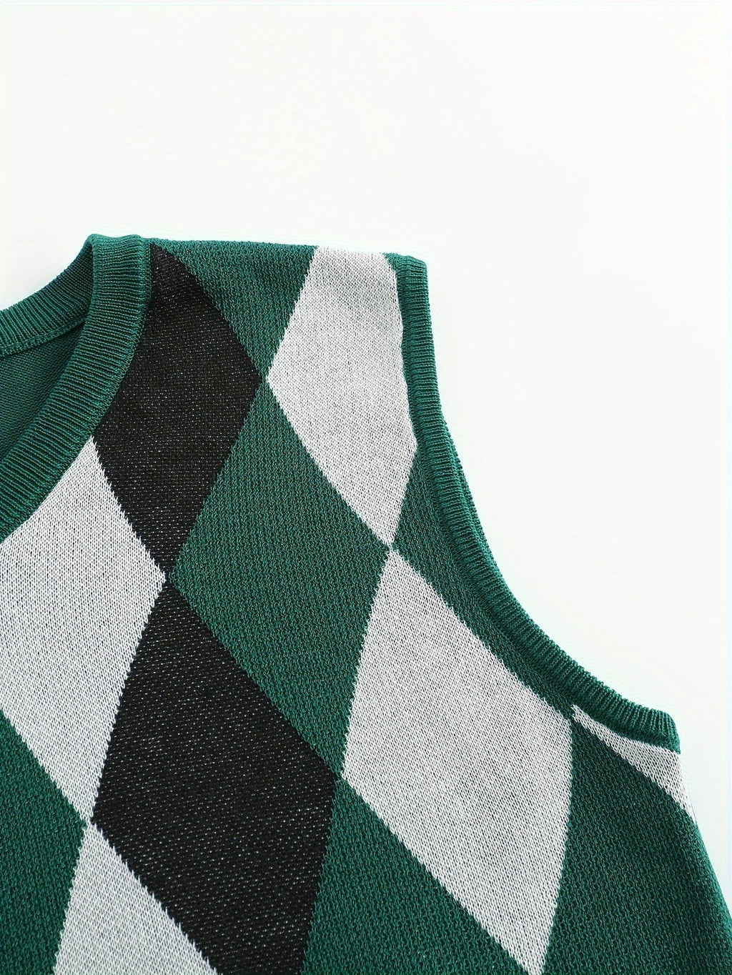 Men’s Stylish Argyle Sweater Vest
