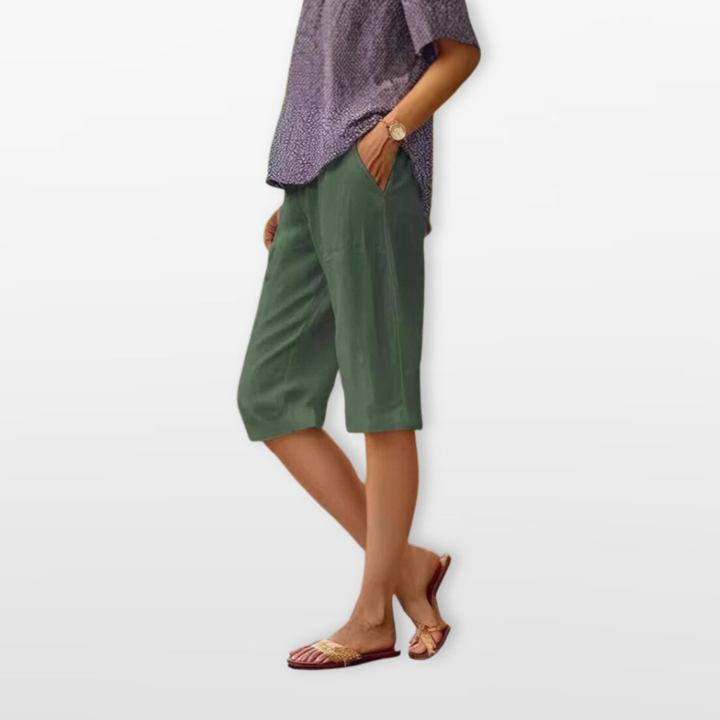Women’s Relaxed Knee-Length Shorts Pockets