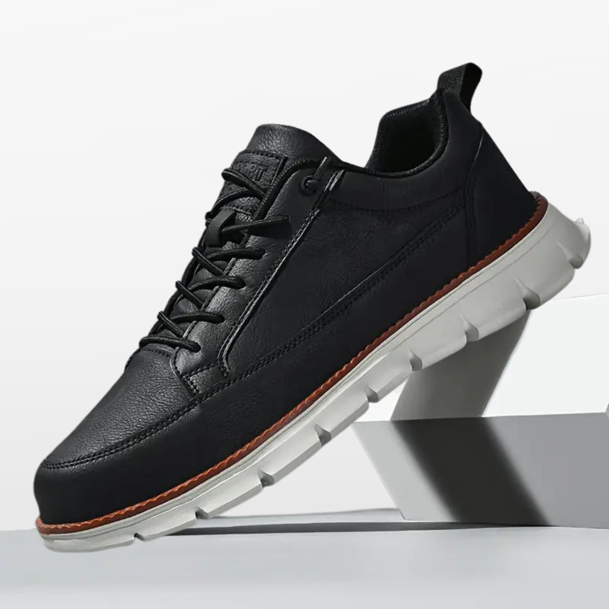 Men Minimalist Casual Leather Sneakers