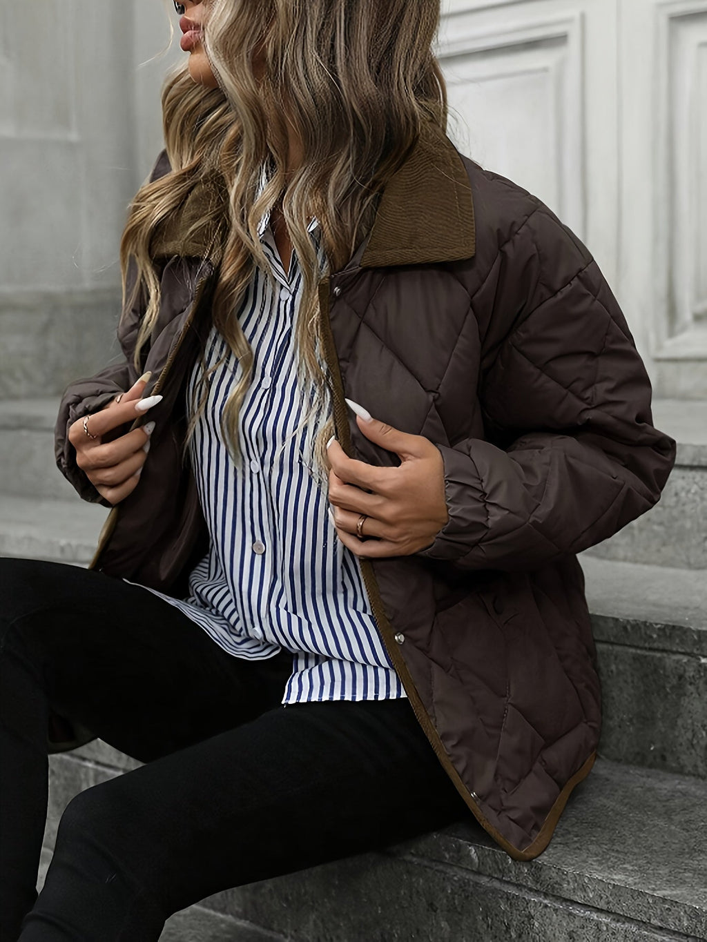 Women’s Quilted Jacket with Contrast Collar