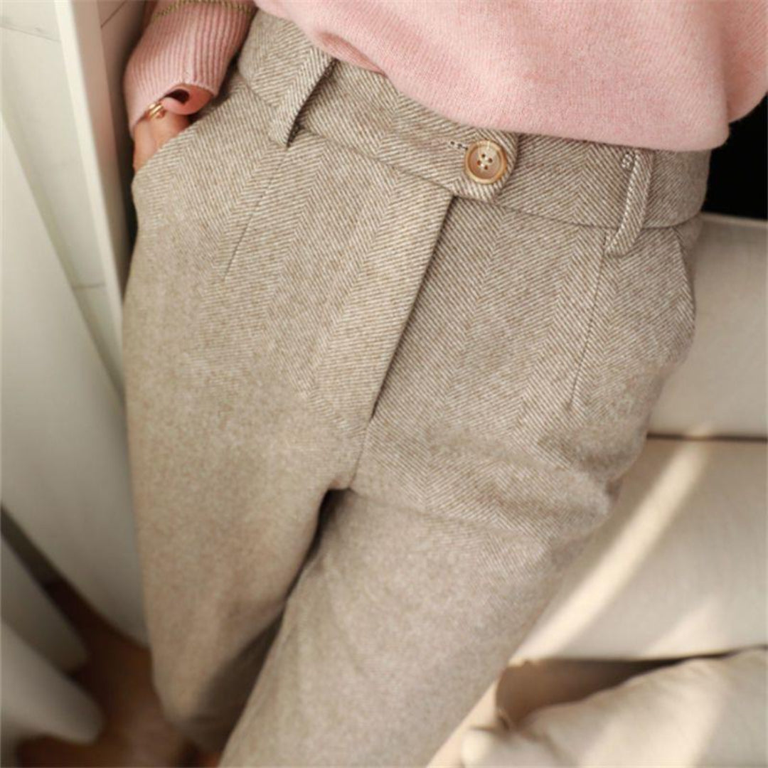 Men’s Relaxed-Fit Tailored Trousers