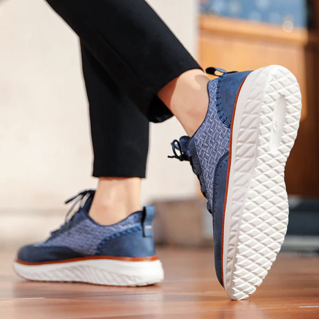 Men Casual Luxury Sneakers