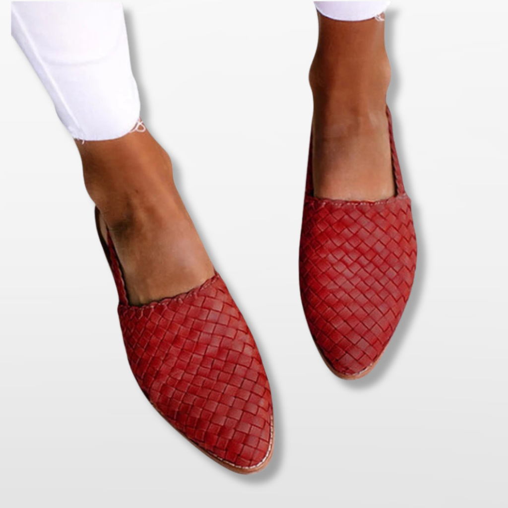 Women Elegant Woven Pointed Toe Loafers