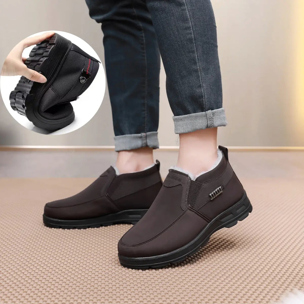 Men’s Plush-Lined Slip-On Ankle Boots