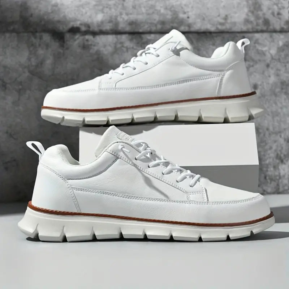 Men Minimalist Casual Leather Sneakers