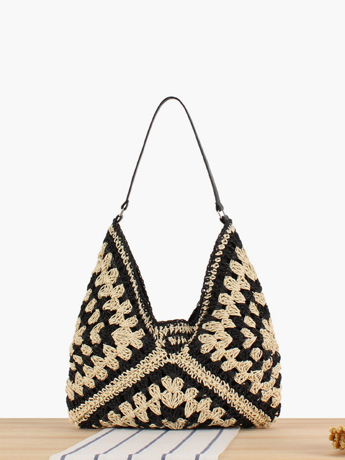 Women’s Geometric Crochet Hobo Bag