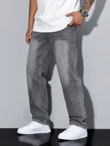 Men’s Relaxed Straight-Leg Jeans