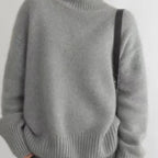 Women’s Oversized Knit Turtleneck Sweater