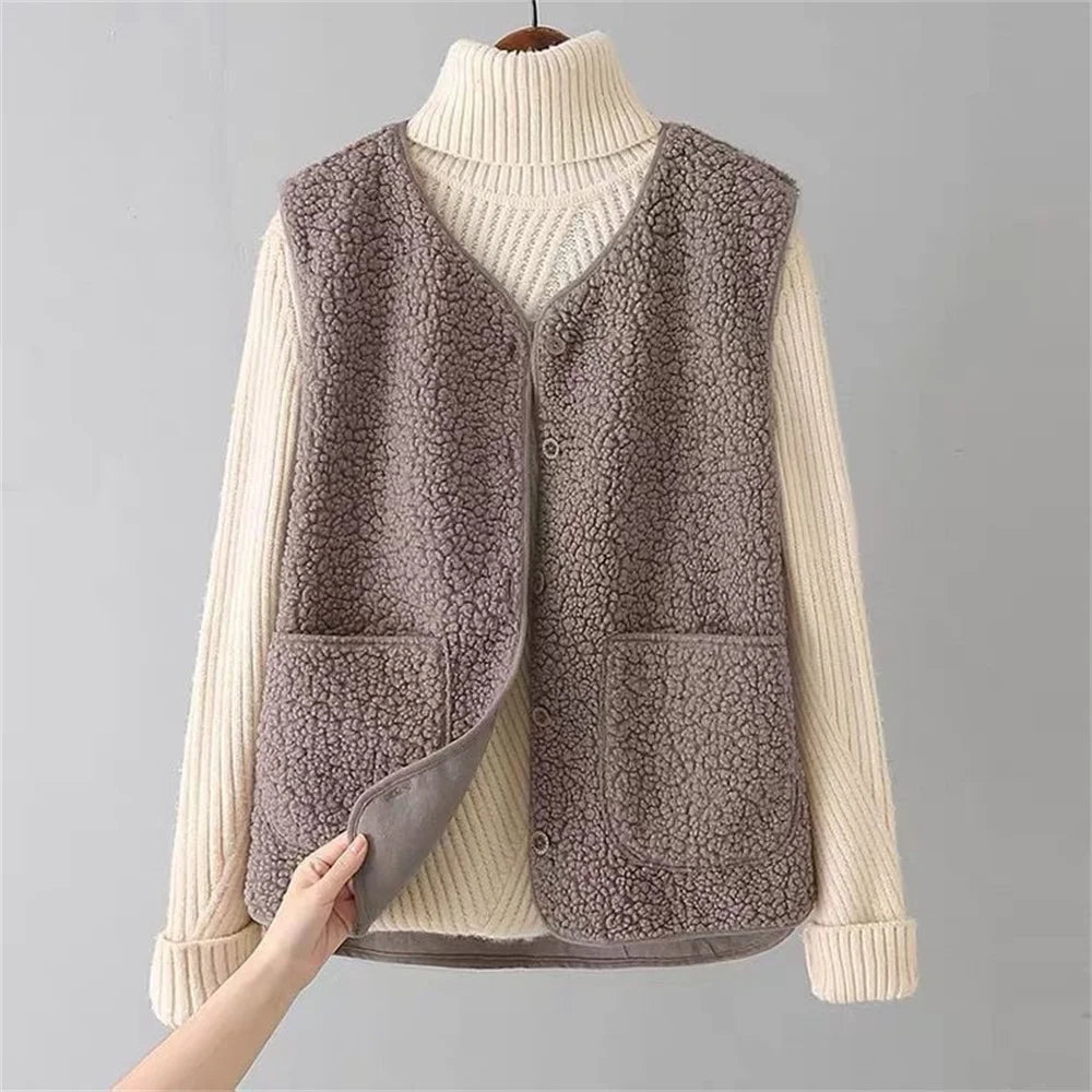 Women’s Textured Button-Front Vest