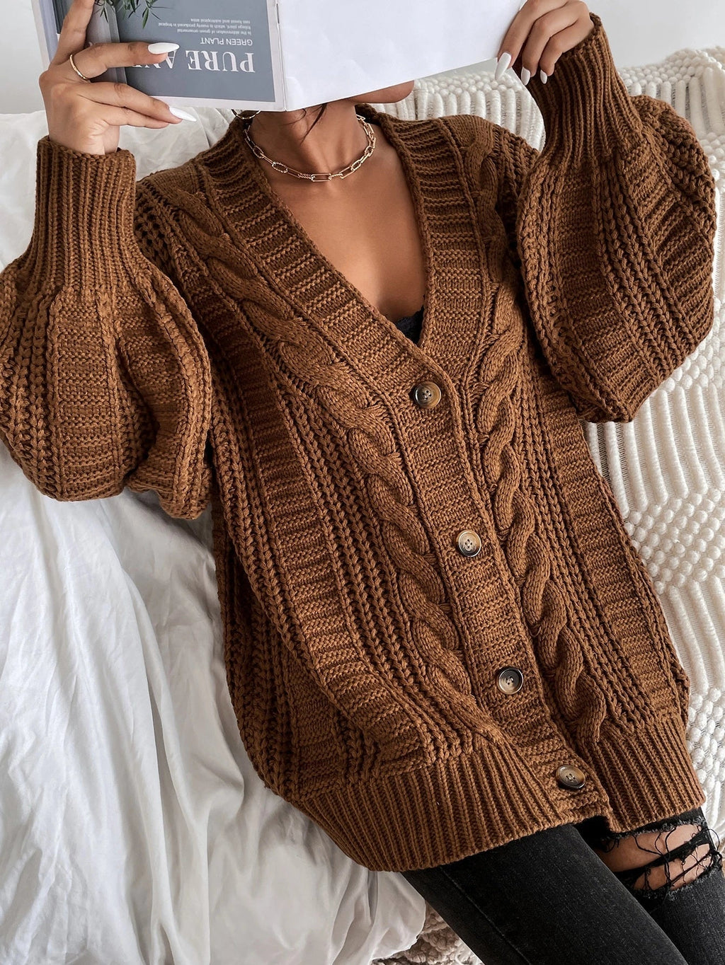 Women's Oversized Cable Knit Cardigan