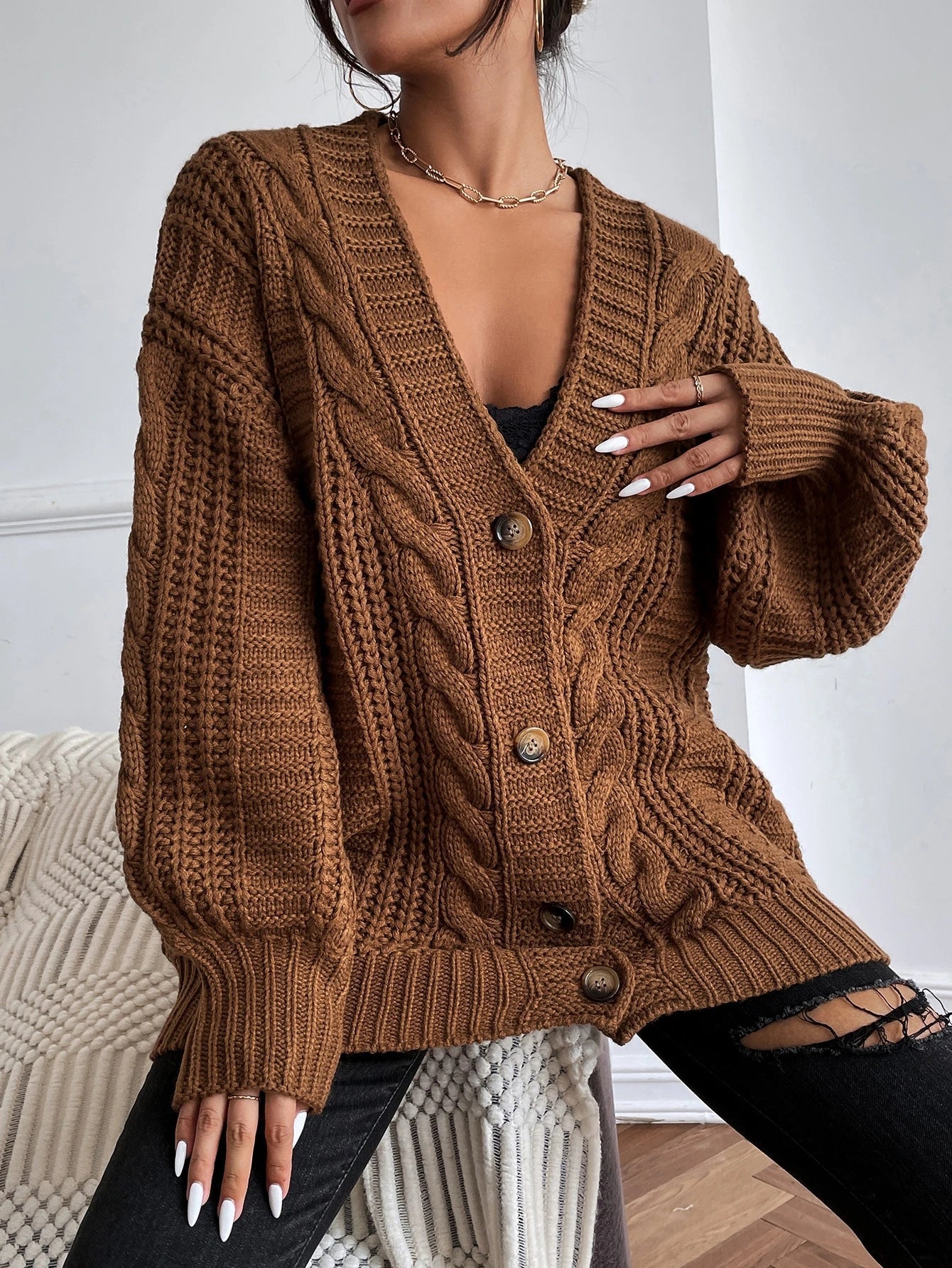 Women's Oversized Cable Knit Cardigan