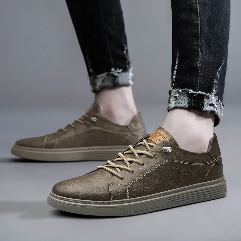 Men's Minimalist Sneakers