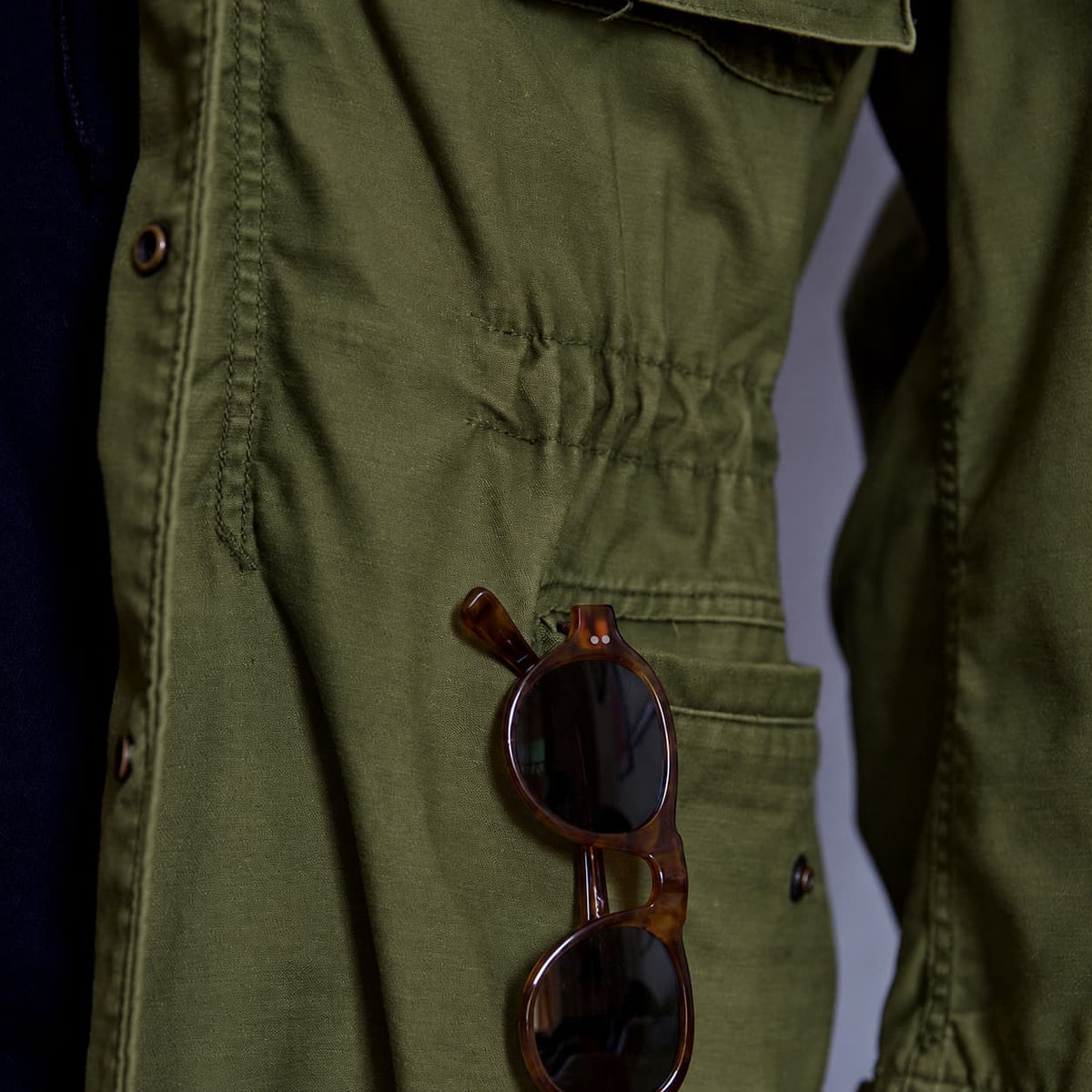 Men’s Military Style Jacket with Utility Pockets