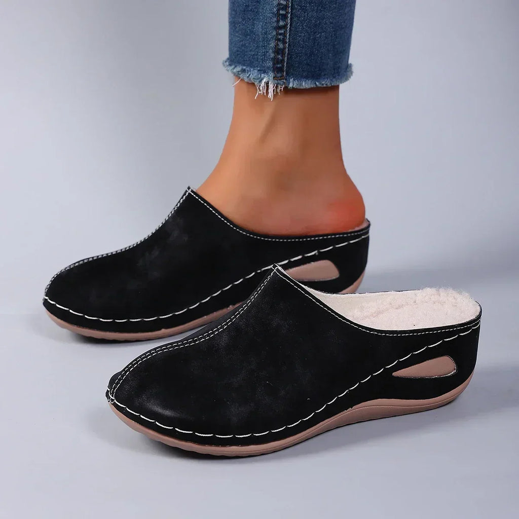 Women's Slip-On Clogs with Plush-Look Lining