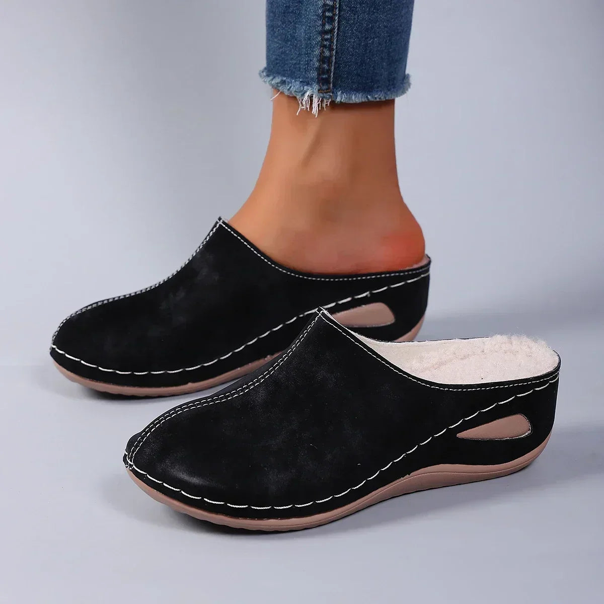 Women's Slip-On Clogs with Plush-Look Lining