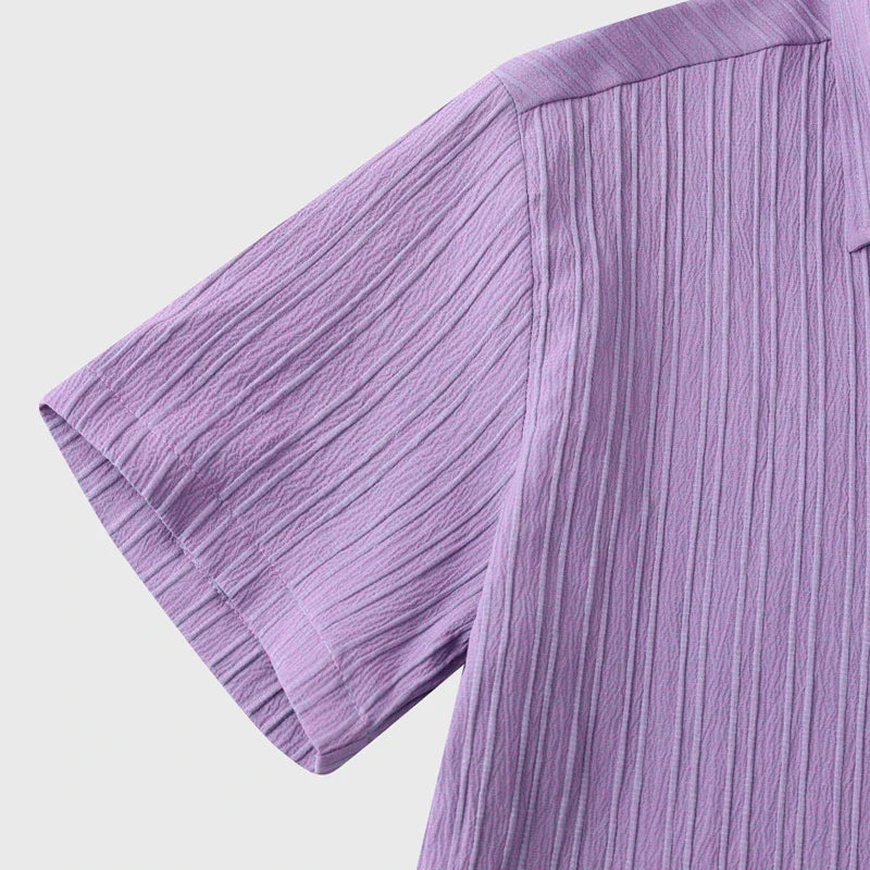 Men’s Textured Short Sleeve Button-Up Shirt