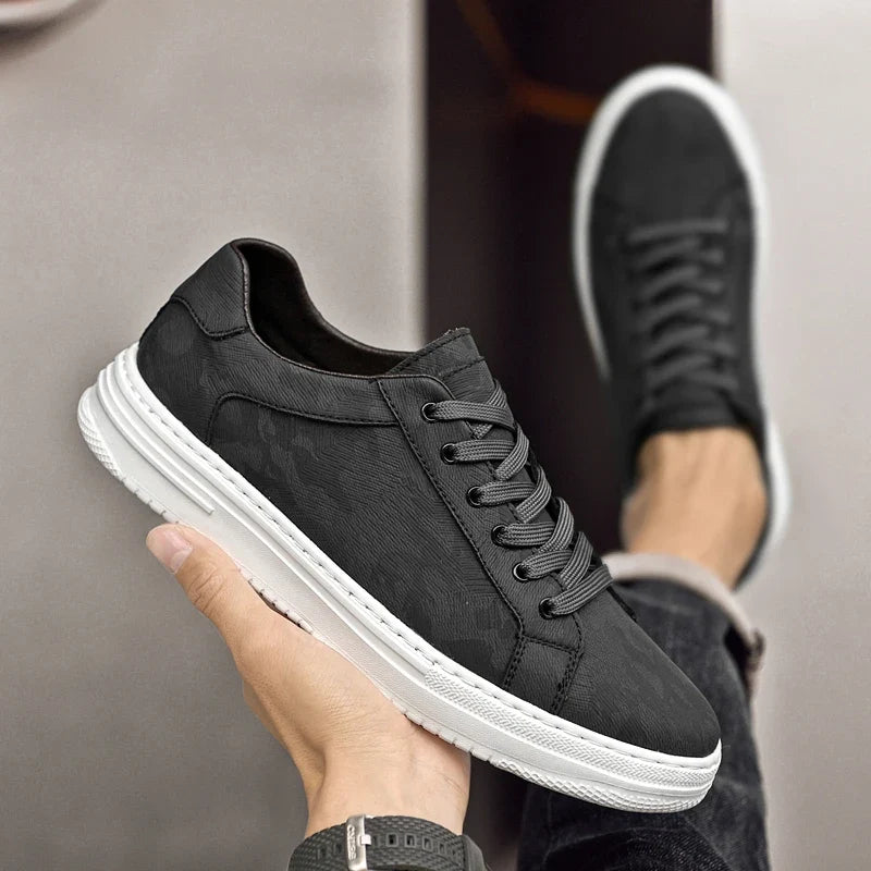 Men’s Thick Sole Lace-Up Sneakers