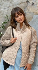 Women's Quilted Zip Jacket with Textured Sleeves