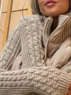 Women's Quilted Zip Jacket with Textured Sleeves
