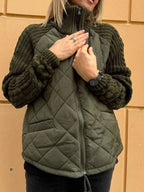 Women's Quilted Zip Jacket with Textured Sleeves