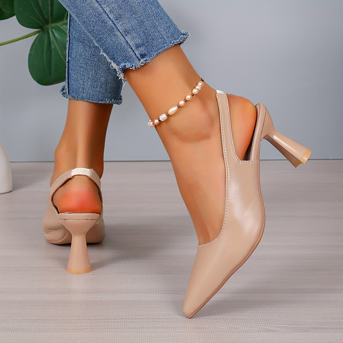 Women’s Slingback Heels with Pointed Toe