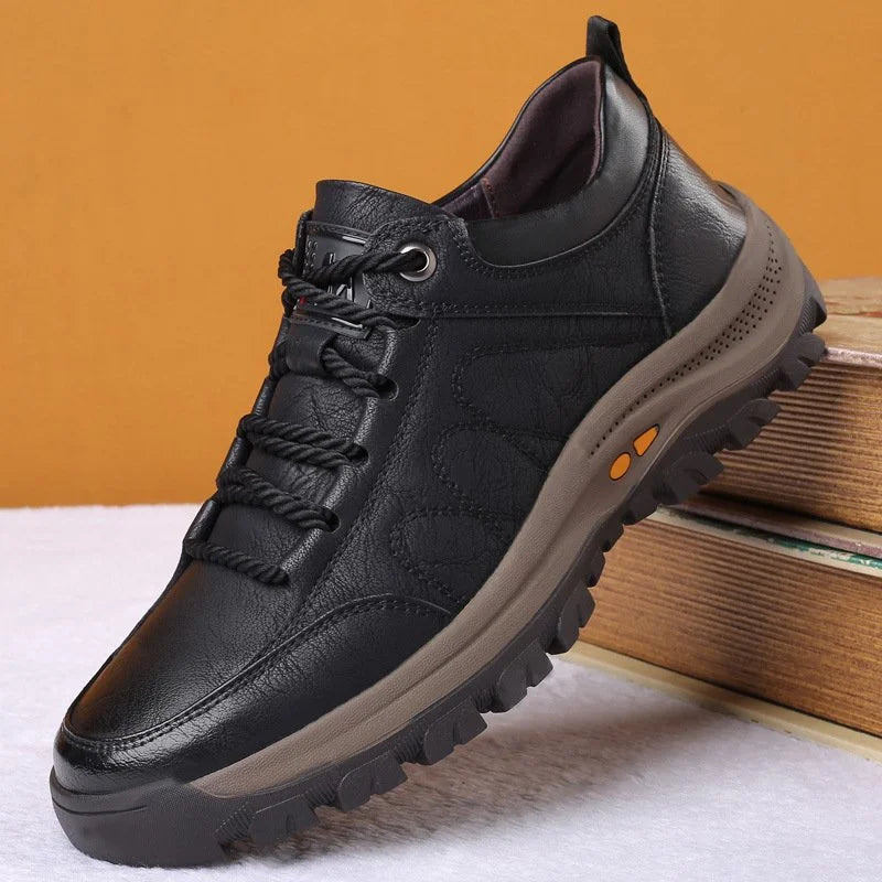 Men’s Lace-Up Sneakers with Lug Sole