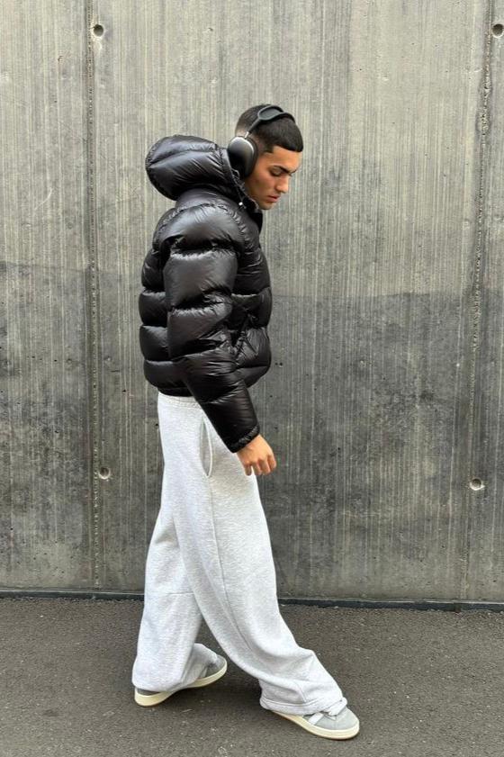 Men’s Hooded Puffer Jacket With Zip Front