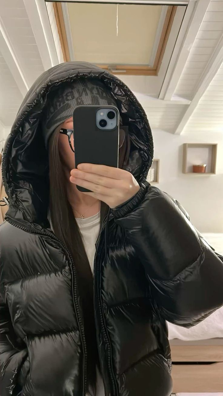 Women's Hooded Puffer Jacket
