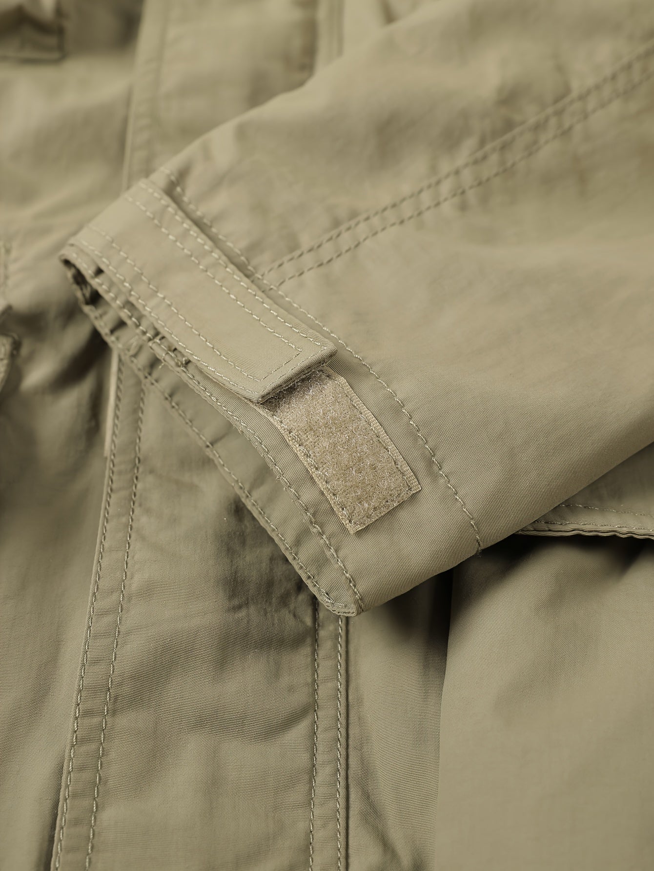 Men’s Utility Jacket with Detachable Hood