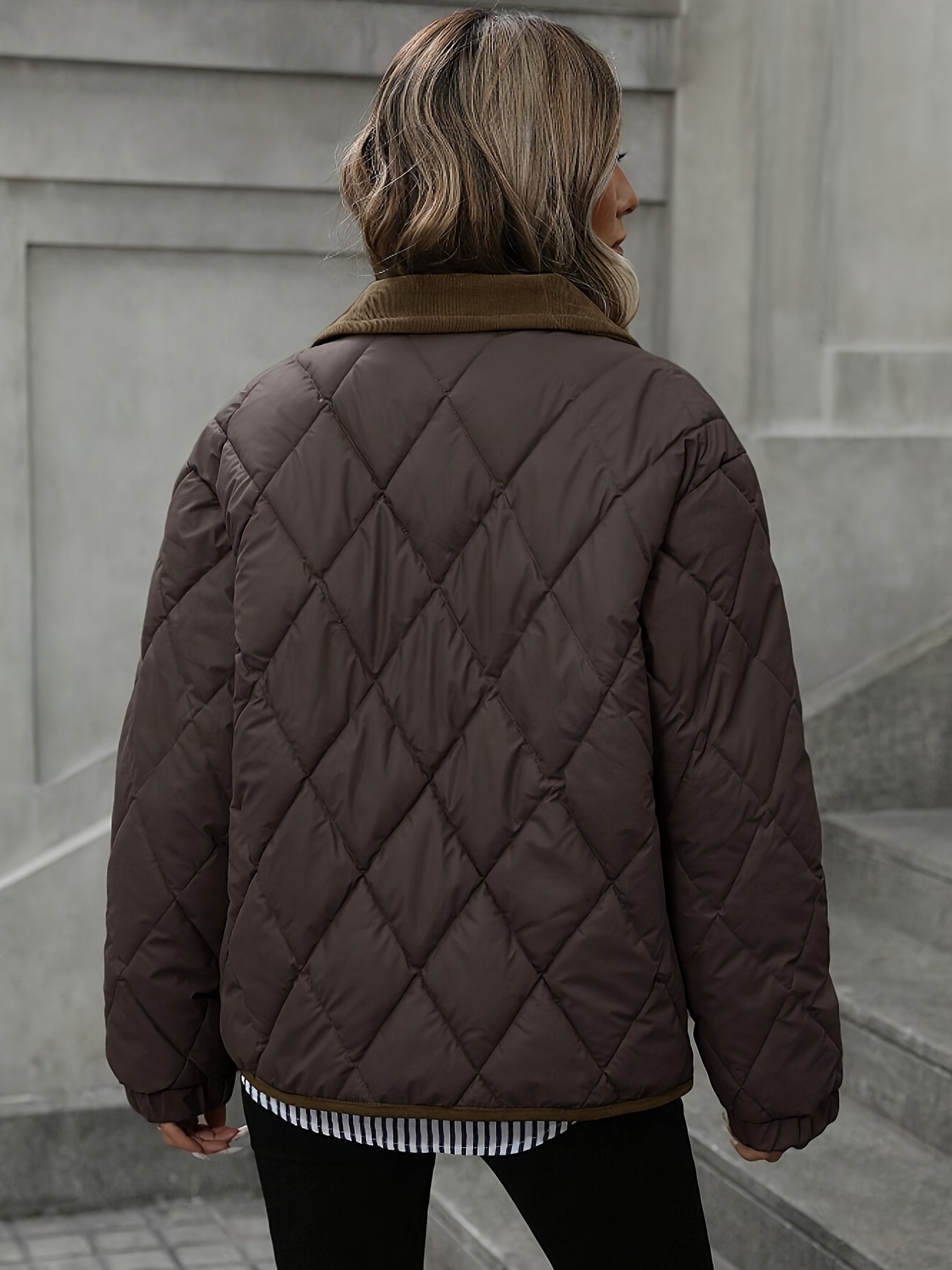 Women’s Quilted Jacket with Contrast Collar