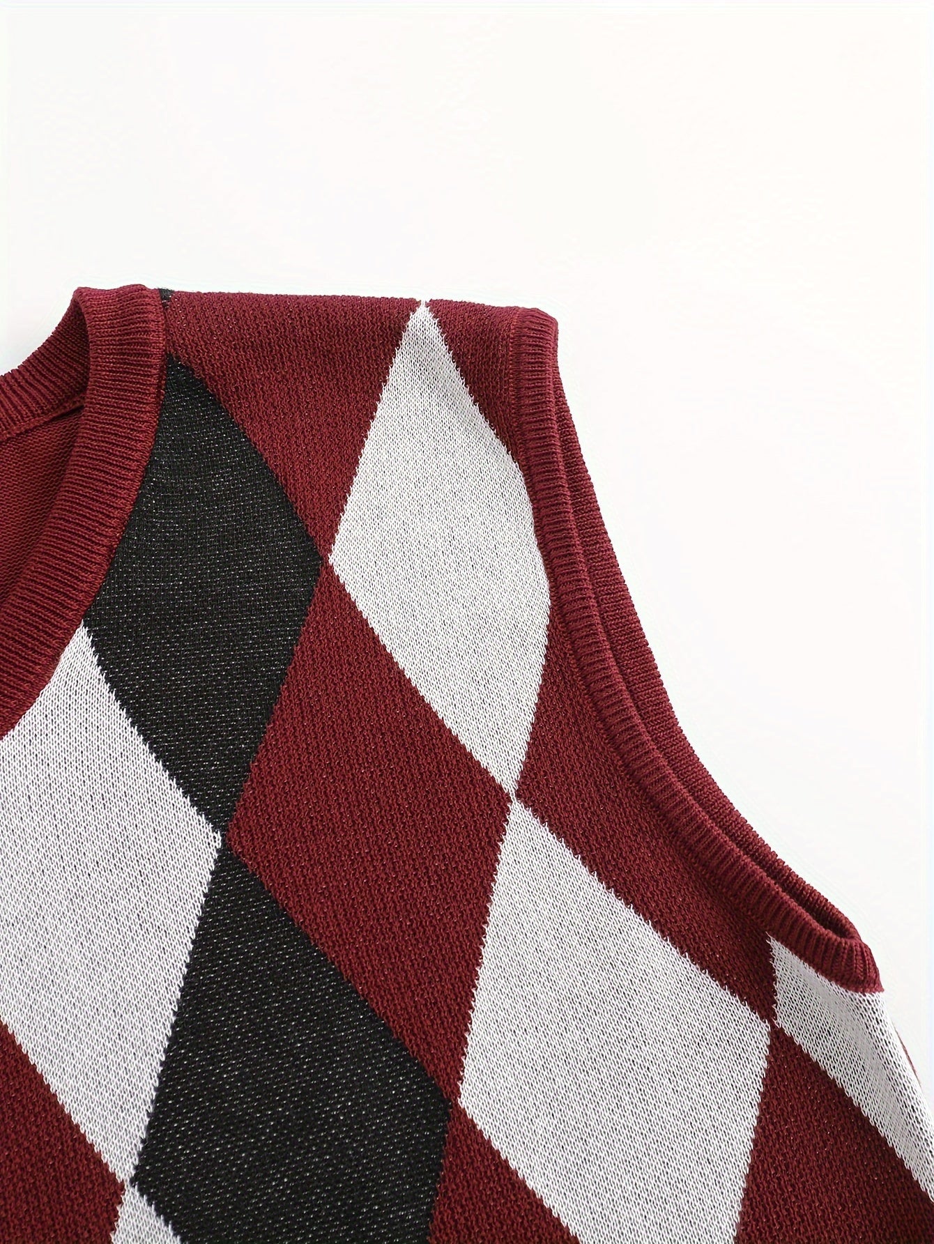 Men’s Stylish Argyle Sweater Vest