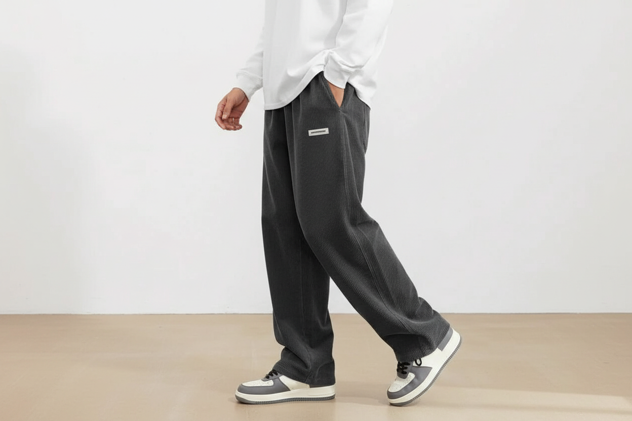 Men's Relaxed Fit Corduroy Pants