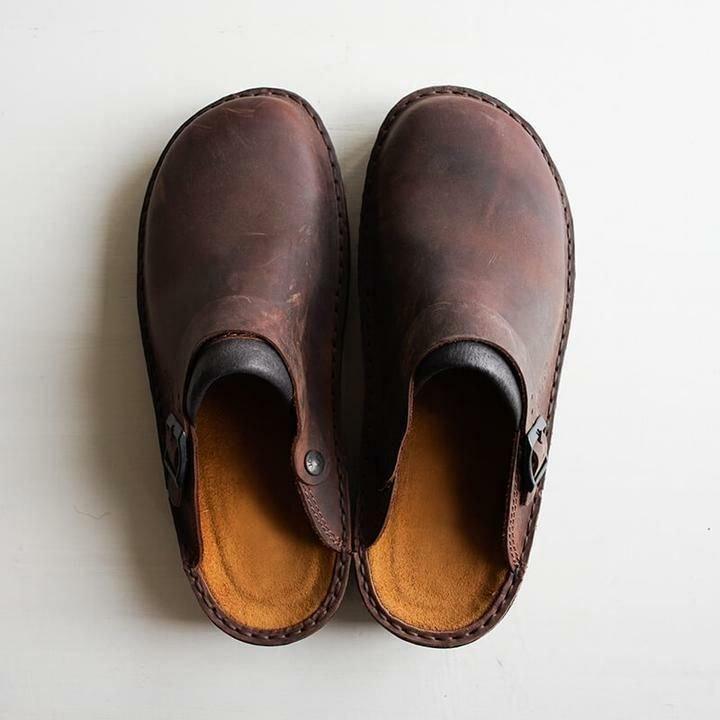 Men's Casual Slip-On Clogs with Closed Toe
