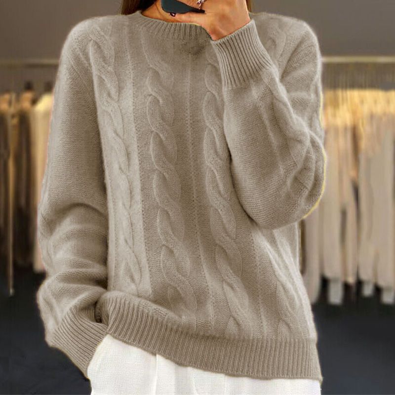 Women’s Cable-Knit Crew-Neck Sweater