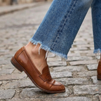 Women's Straight Leg Jeans