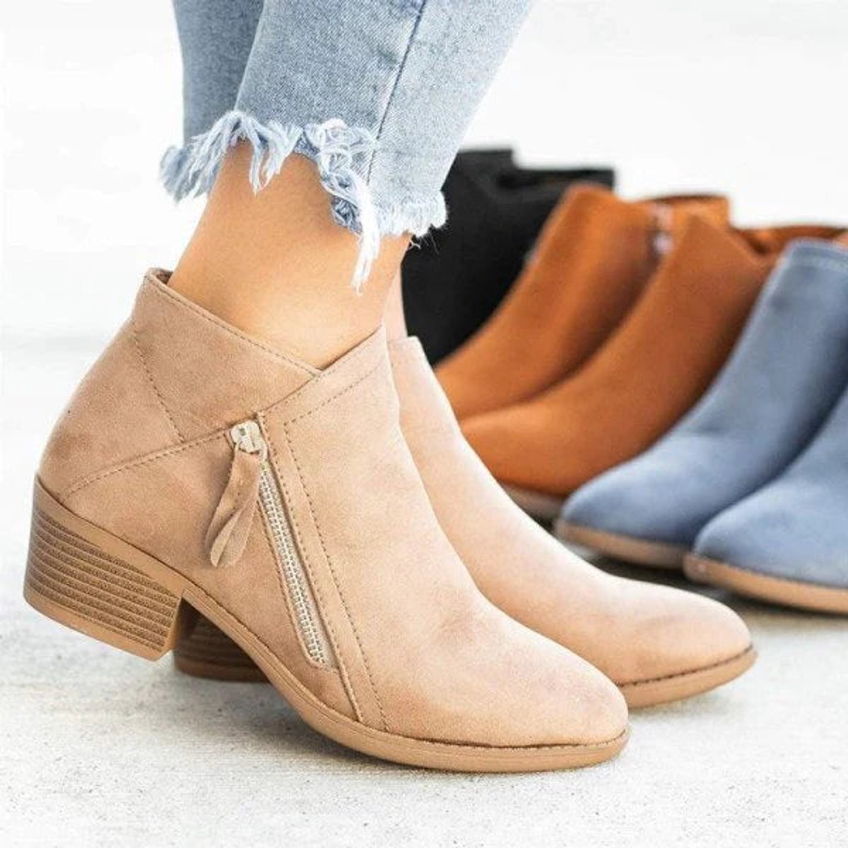 Women’s Side Zip Block Heel Ankle Boots