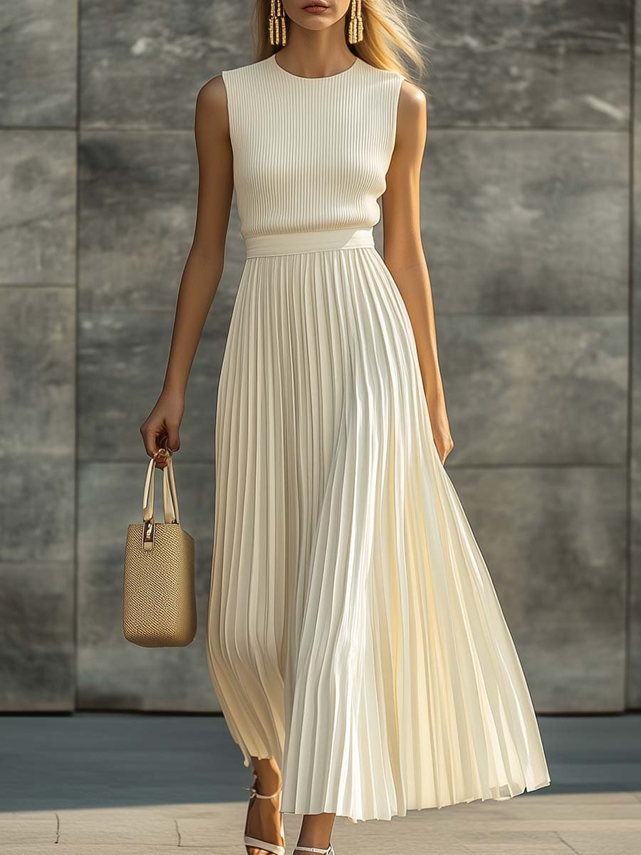 Women’s Sleeveless Pleated Maxi Dress