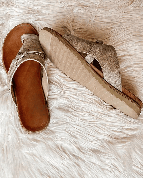 Women's Toe Loop Flat Sandals